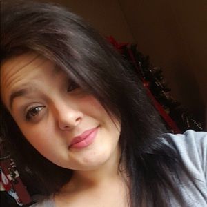 Meet your Posher, Cailee